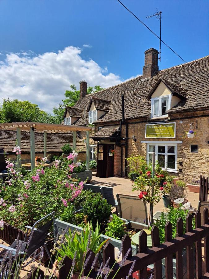 The Horse And Panniers Guest House. North Luffenham Экстерьер фото
